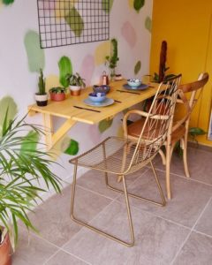 mesa dobravel de parede  Fold down table, Apartment patio, Space saving  table